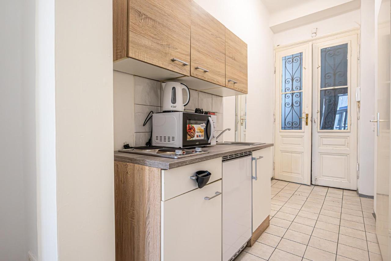 Modern Comforts: Chic Studio Apt Centrally Located Wien Ngoại thất bức ảnh